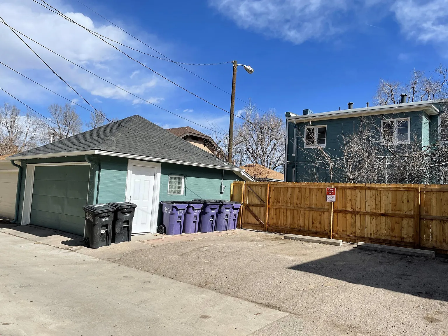 853 N Ogden St — Photo 4