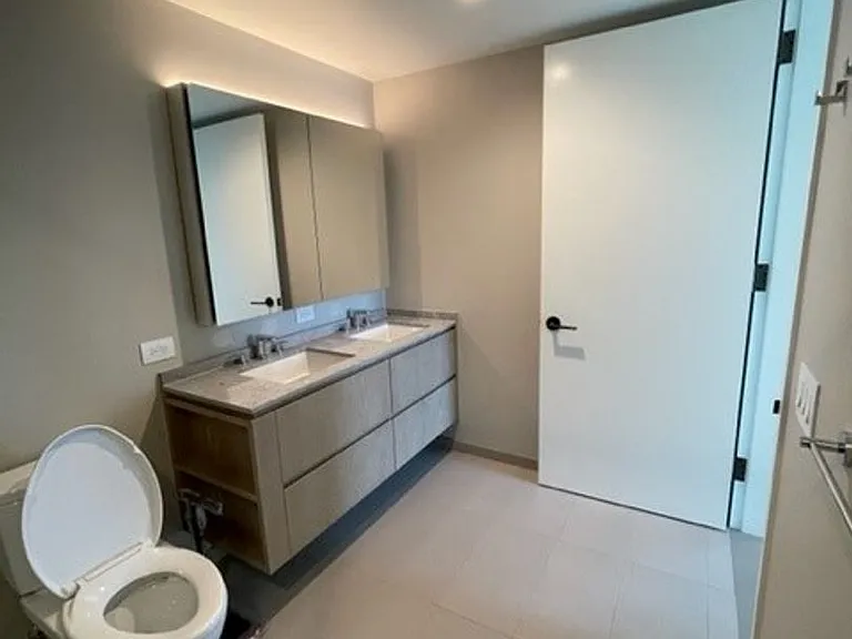 1000 Auahi St #1607 — Photo 16