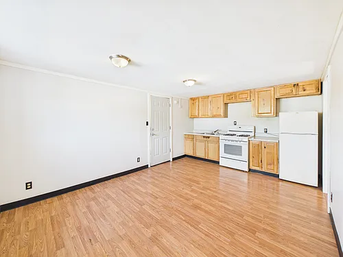172 North St Photo 1