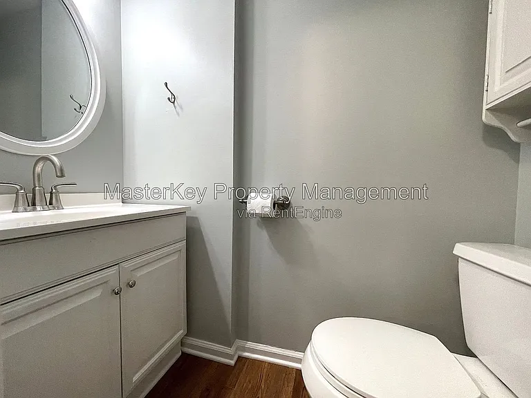323 Riverwalk Cir — Photo 7