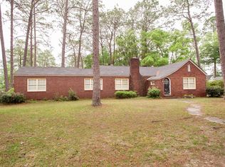 912 Shadow Lawn, Waycross, GA 31501