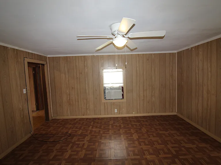 1003 Beam Station Rd — Photo 3