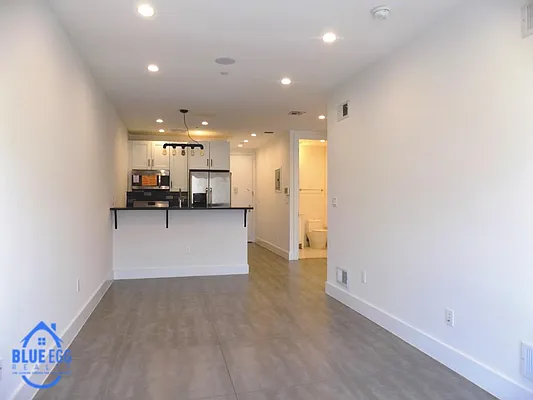 Rented by Blue Egg Realty Corp | media 5