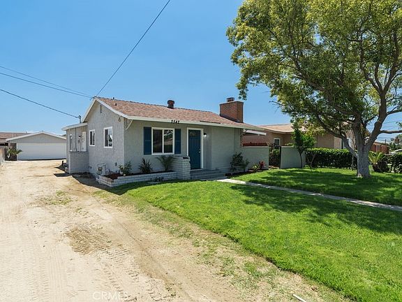 2nd image of 2542 Hall Ave