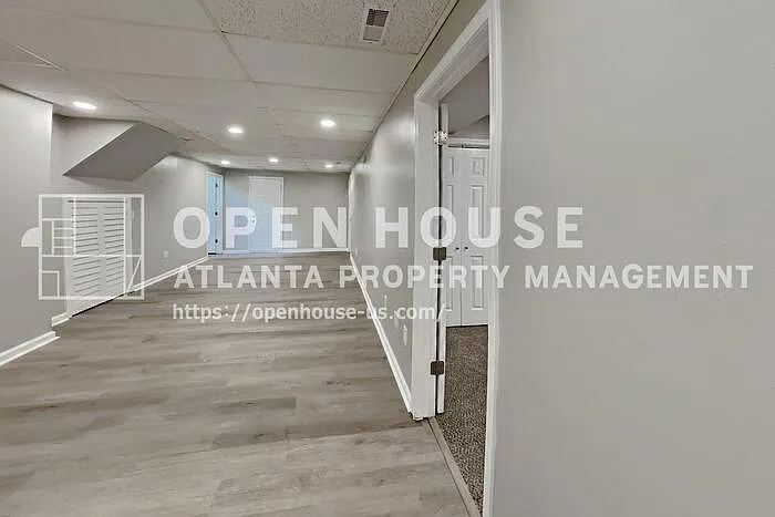 1707 Hickory Grove Trl NW — Photo 4