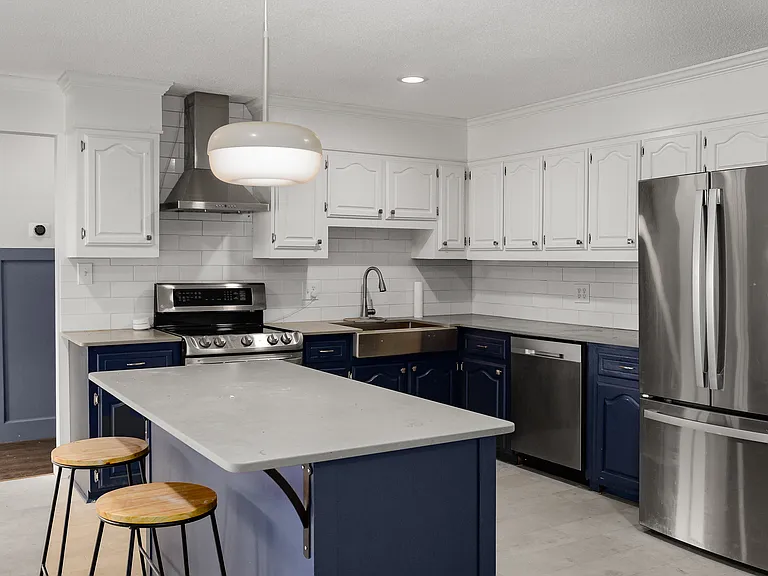 314 Columbus Ave — Photo 3