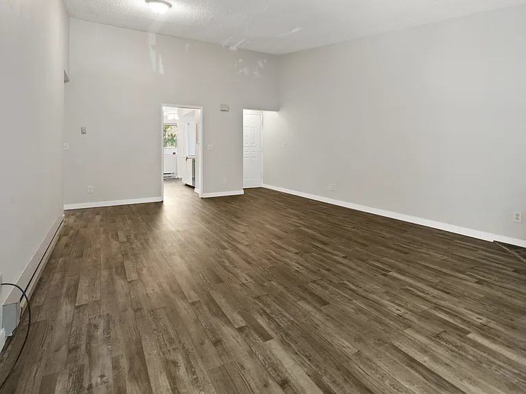 14822 SW 109th Ave — Photo 4