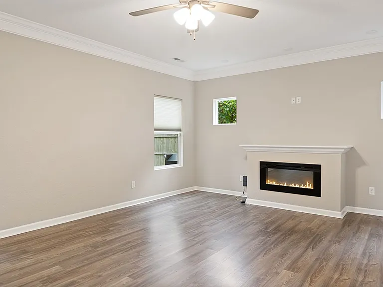 8035 E Glen Rd — Photo 17