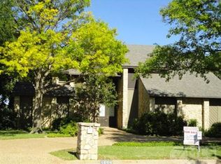 1522 Oak Forest Dr, Graham, TX 76450