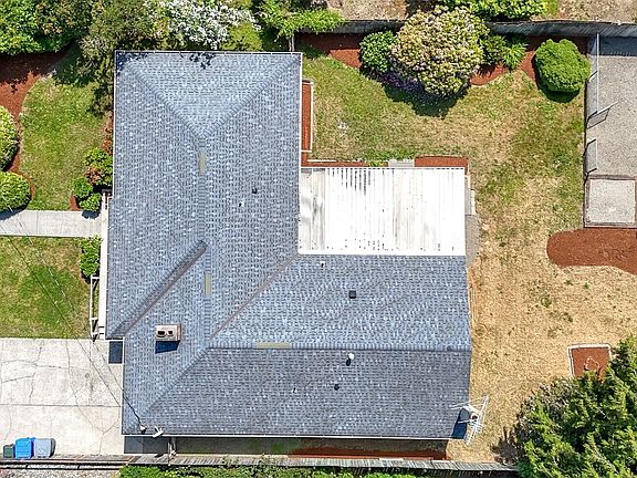 3rd image of 1308 18th Street NW
