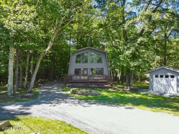 225 Eskra Rd, Lake Ariel, PA 18436