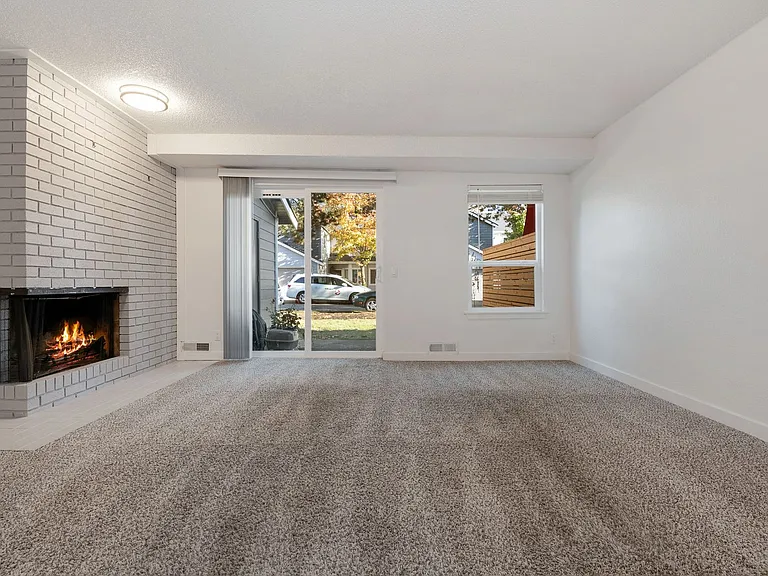 LSLV Lakeshore Lakeview — Photo 48