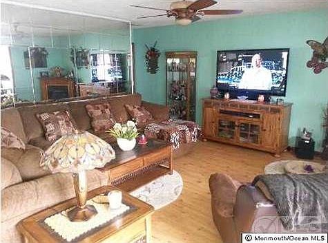2nd image of 713 Waters Edge Dr #13B