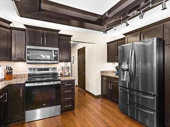 4th image of 421 Saint Louis River Rd