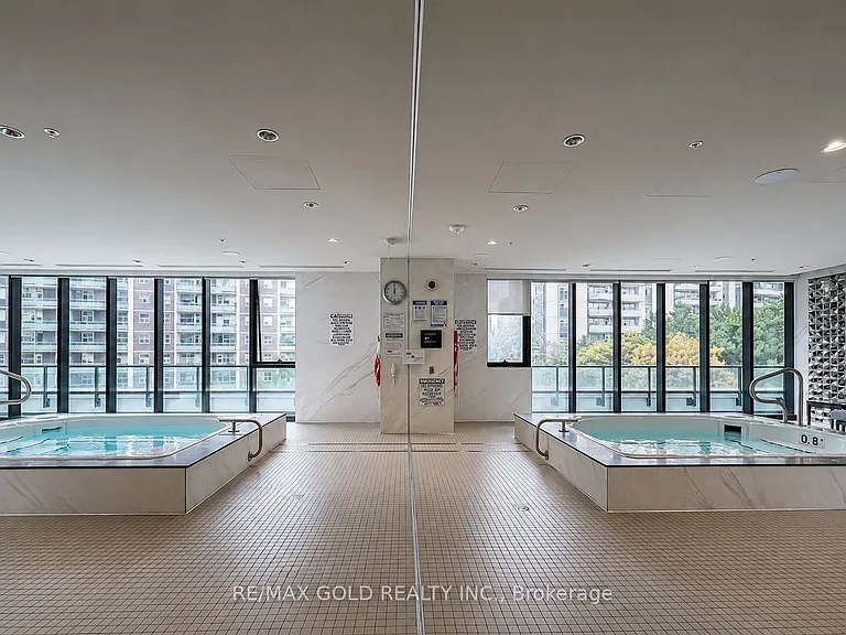 585 Bloor St E #3515 — Photo 35
