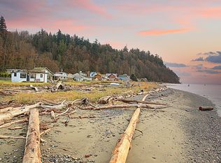 7600 Maxwelton Rd, Clinton, WA 98236