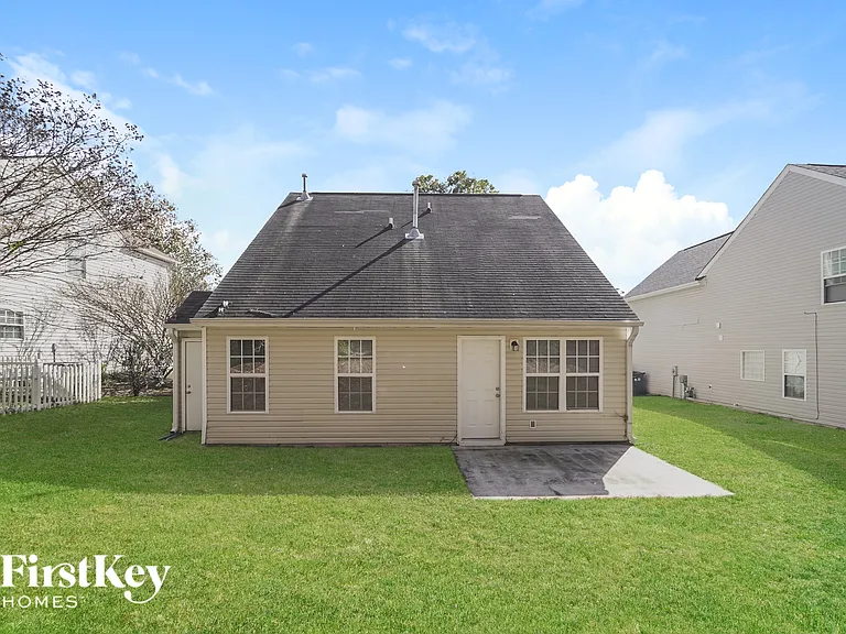 7008 Hidden Creek Dr — Photo 15