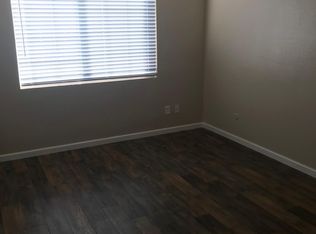 262 E Jackson St, Rialto, CA 92376