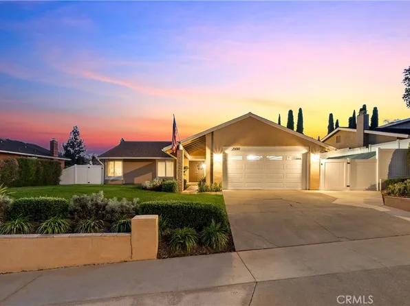 25511 Champlain Rd, Laguna Hills, CA 92653