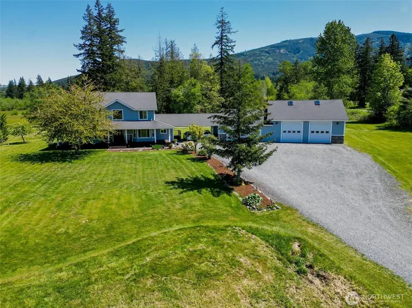 2724 Henderson Road, Bellingham, WA 98226