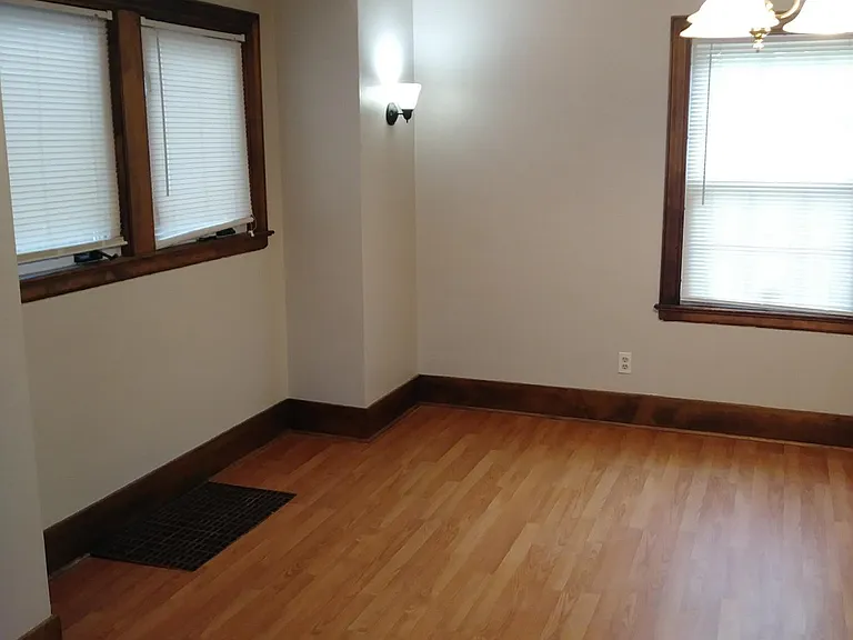 4345 Lowe Rd — Photo 7