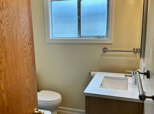 27 Avenida Dr, Berkeley, CA 94708