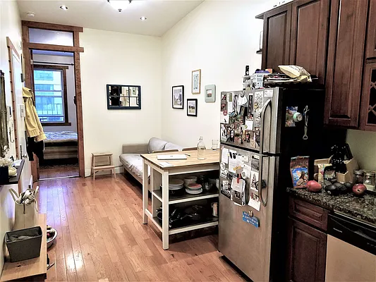 Rented by The Hamilton Group | media 20