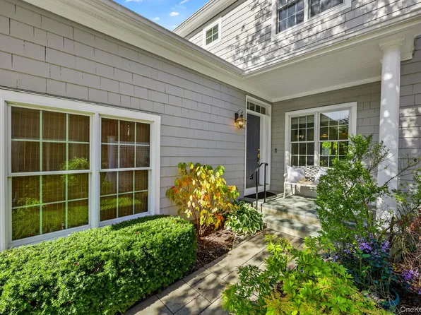 4 Rockledge Lane, Pleasantville, NY 10570