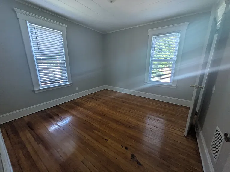 85 Hubinger St #2B — Photo 12
