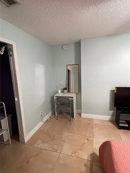 111 Cuautla Way #4 — Photo 5