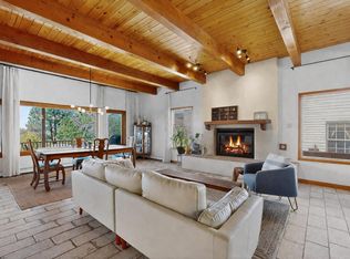 1109 Daskalos Dr NE, Albuquerque, NM 87123