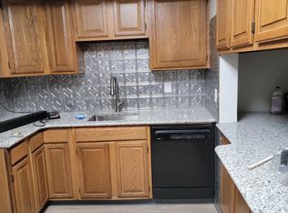 915 N Duke St #2, York, PA 17404