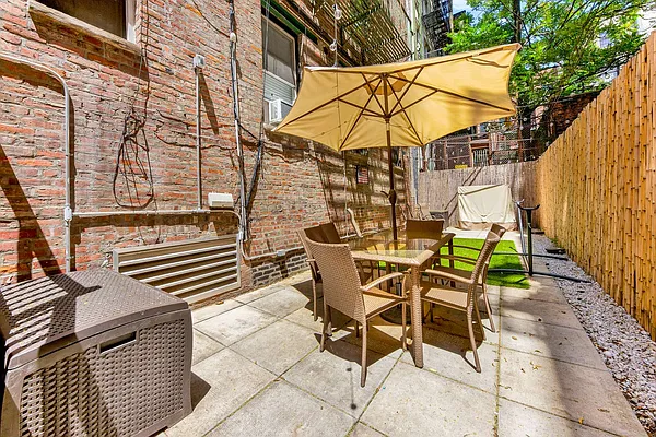 Rented by Blip LLC | media 46