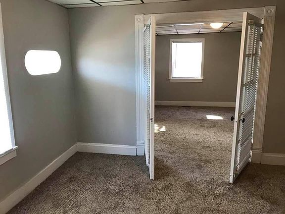5th image of 721 Dakota St