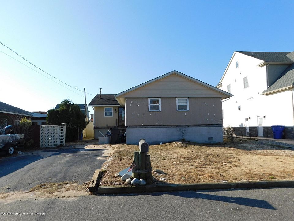 1st image of 333 Cheryl Dr