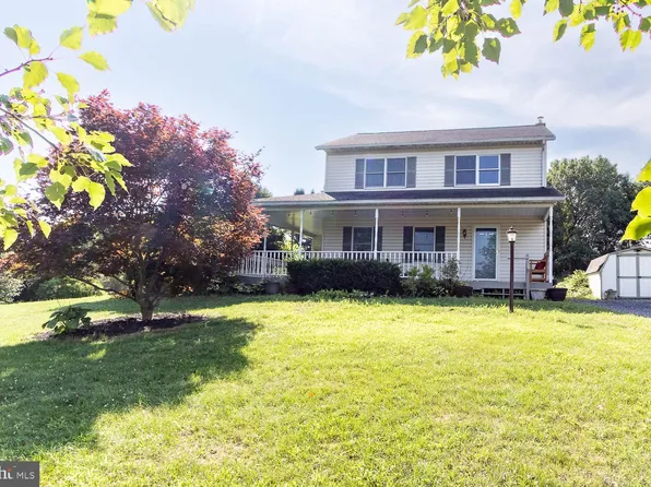 26 Ike Cir, Port Matilda, PA 16870
