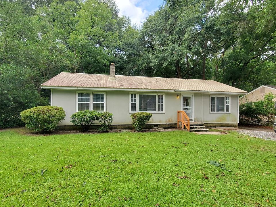 1st image of 417 Canna Dr