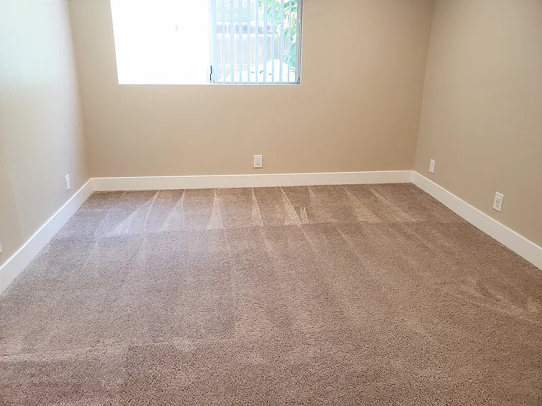 4225 Longridge Ave — Photo 37