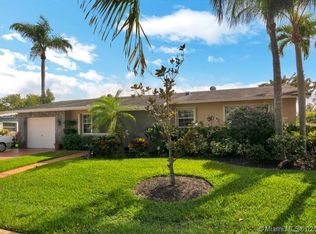 1721 NW 111th Ter, Pembroke Pines, FL 33026