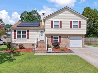 214 Arrowhead Dr, Summerville, SC 29486
