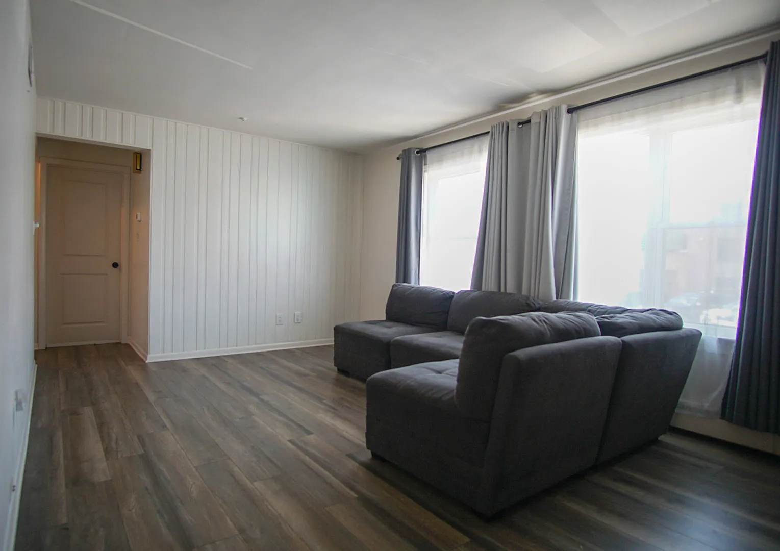 2 bed, 1000 sqft, $1,749 — Photo 4