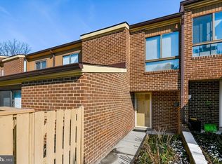 7 Pacers Ln #G, Pikesville, MD 21208