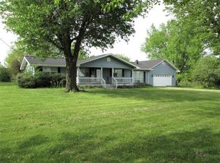 746 Maynard Rd, Crossville, TN 38571