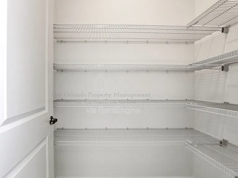 2512 Cedar Rose St — Photo 17