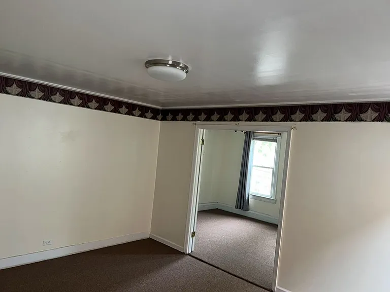 1643 Lurting Ave #2 — Photo 5