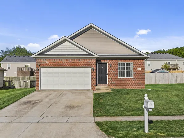 135 Paul Revere Dr, Georgetown, KY 40324