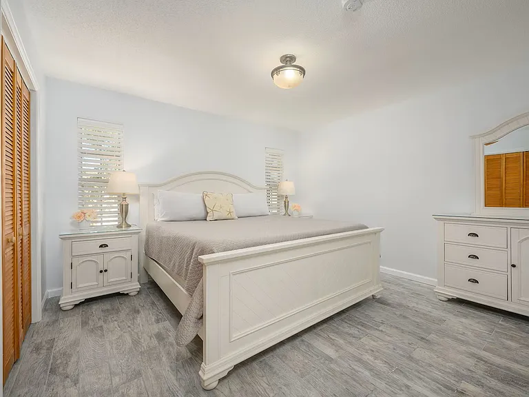 4215 Baird St — Photo 15