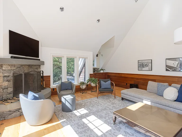72 Ledge Rd — Photo 17