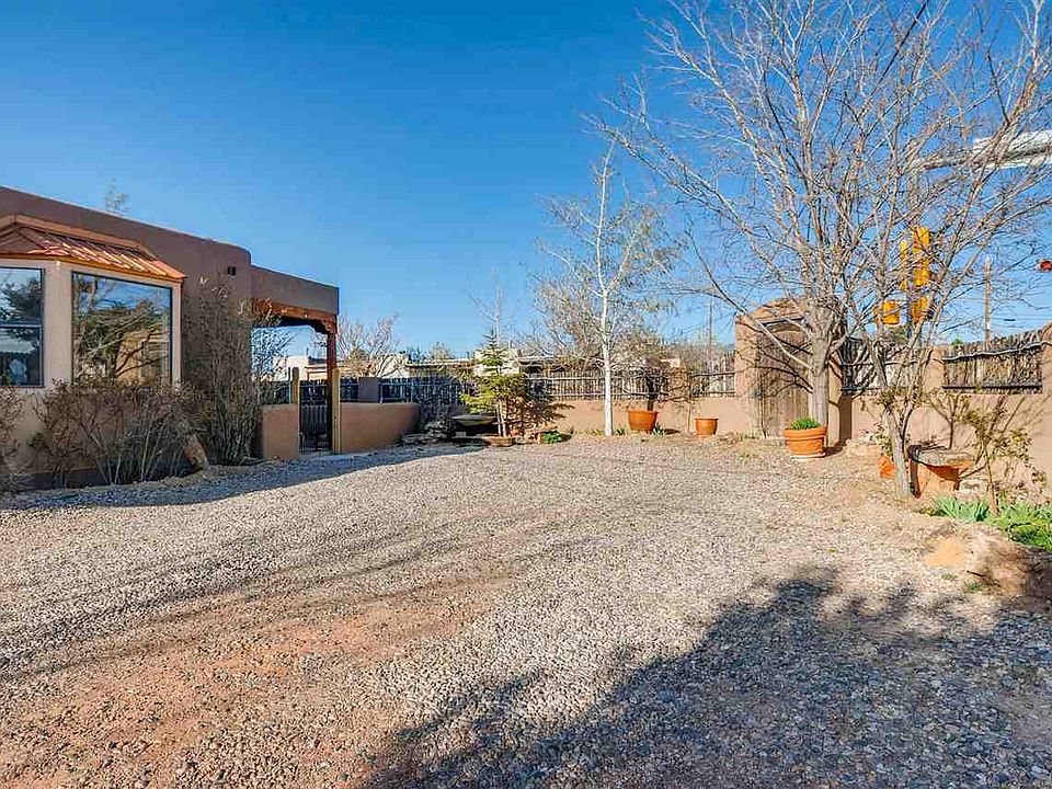 1st image of 1501 Agua Fria St