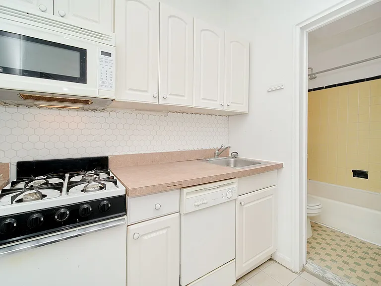 294 Convent Ave #8 — Photo 9